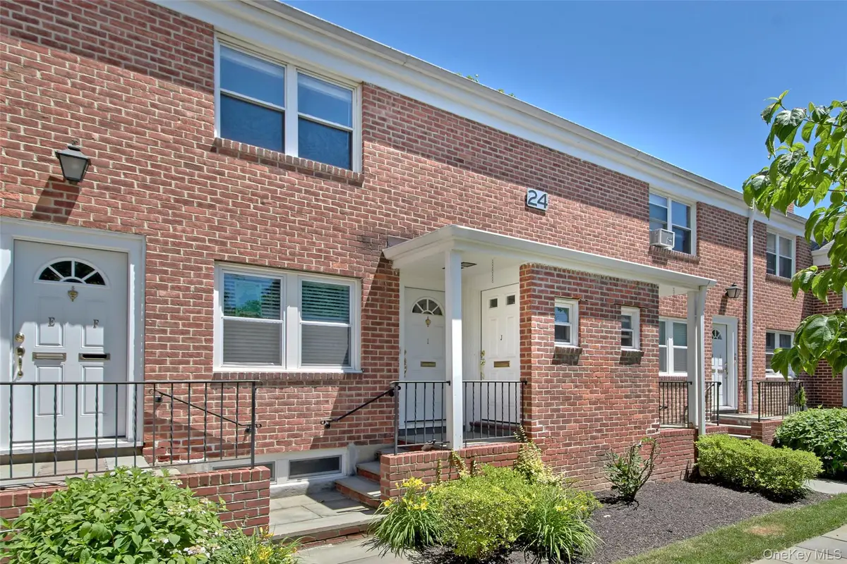 24 Wappanocca Avenue #J, Rye, NY 10580 - #1