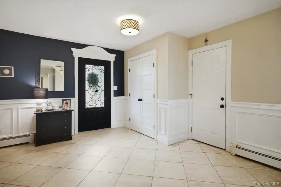 8 Griggs Drive, Greenlawn, NY 11740 - #3