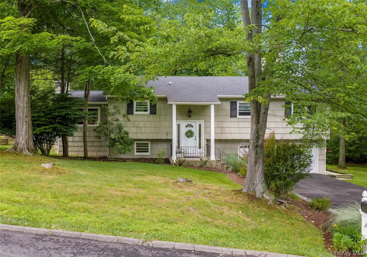 3207 Ronit Court, Yorktown Heights, NY 10598 - #1