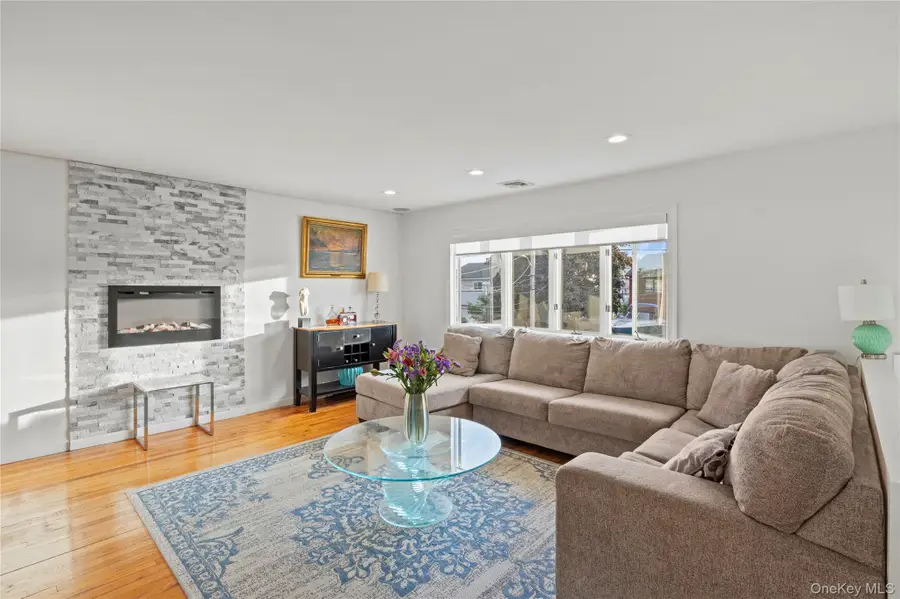 519 Nassau Avenue, Freeport, NY 11520 - #3
