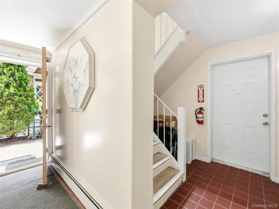 61-26 164 Street, Fresh Meadows, NY 11365 - #2