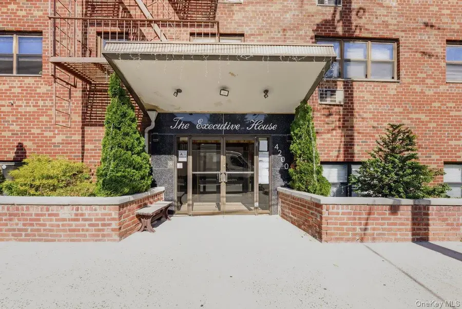 4200 Herkimer Place #4F, Bronx, NY 10470 - #3