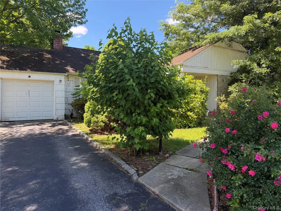 208 Overlook Terrace, East Hills, NY 11577 - #3