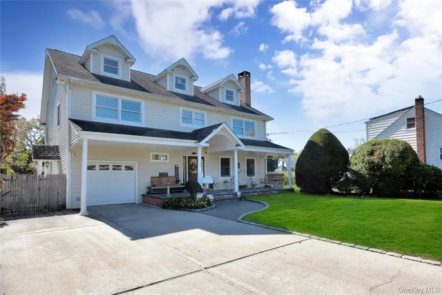 142 Cedar Street, Amityville, NY 11701 - #2