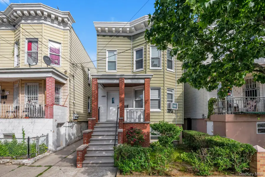 2422 St Raymonds Avenue, Bronx, NY 10461 - #2