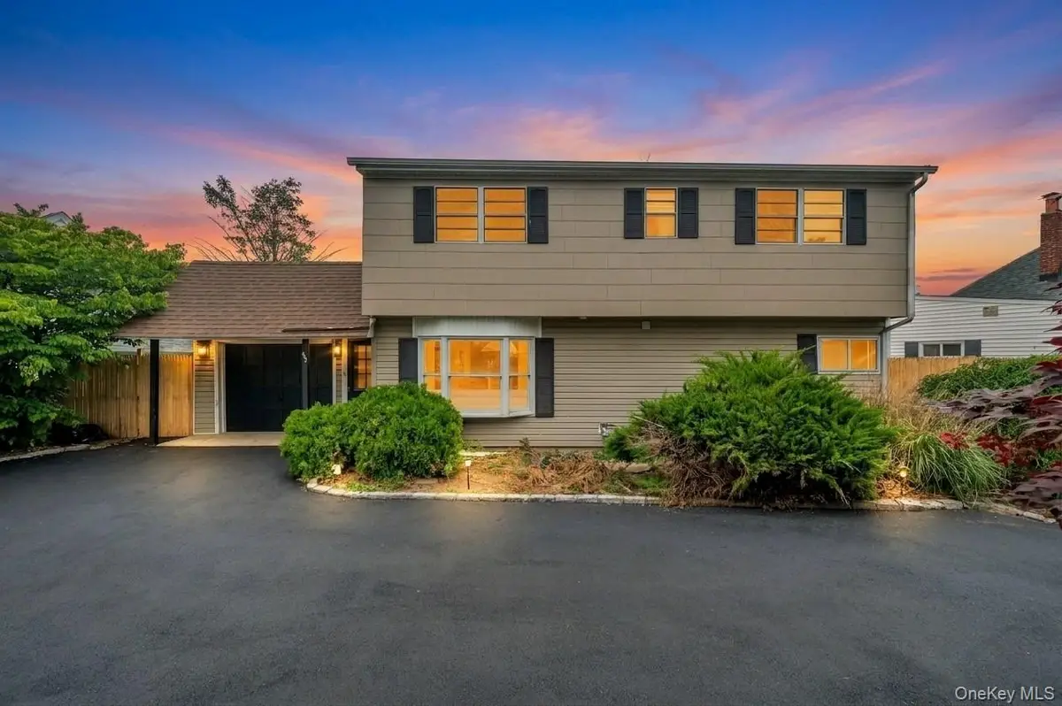 82 Scooter Lane, Hicksville, NY 11801 - #1