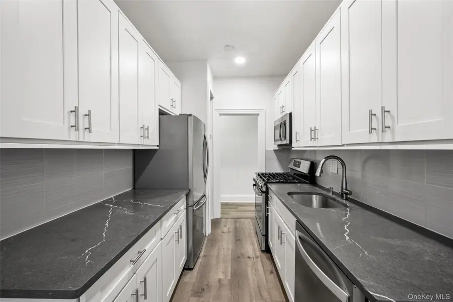 663 Locust Street #5D, Mount Vernon, NY 10552 - #3