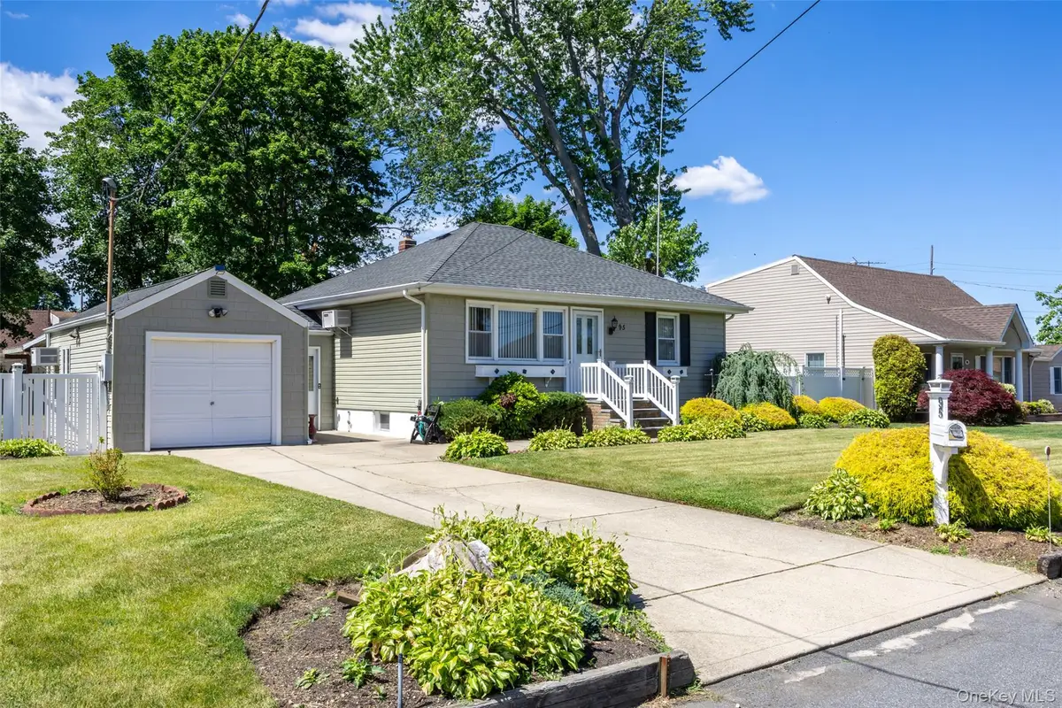95 Laurel Road, Lindenhurst, NY 11757 - #1