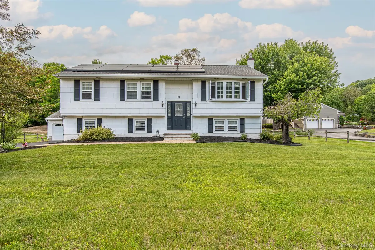 4 Russett Lane, Wappingers Falls, NY 12590 - #1