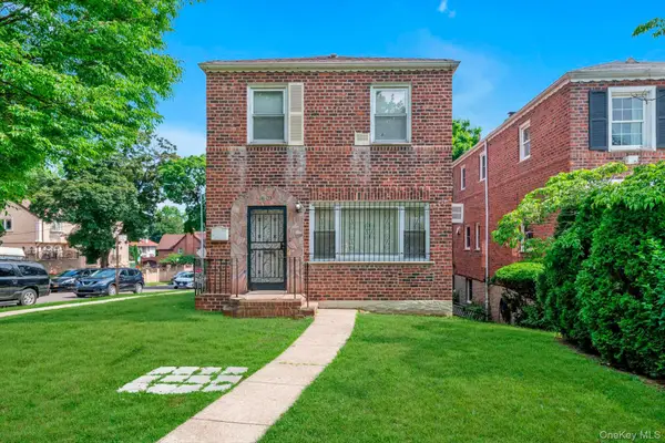 141-03 Hoover Avenue, Briarwood, NY 11435