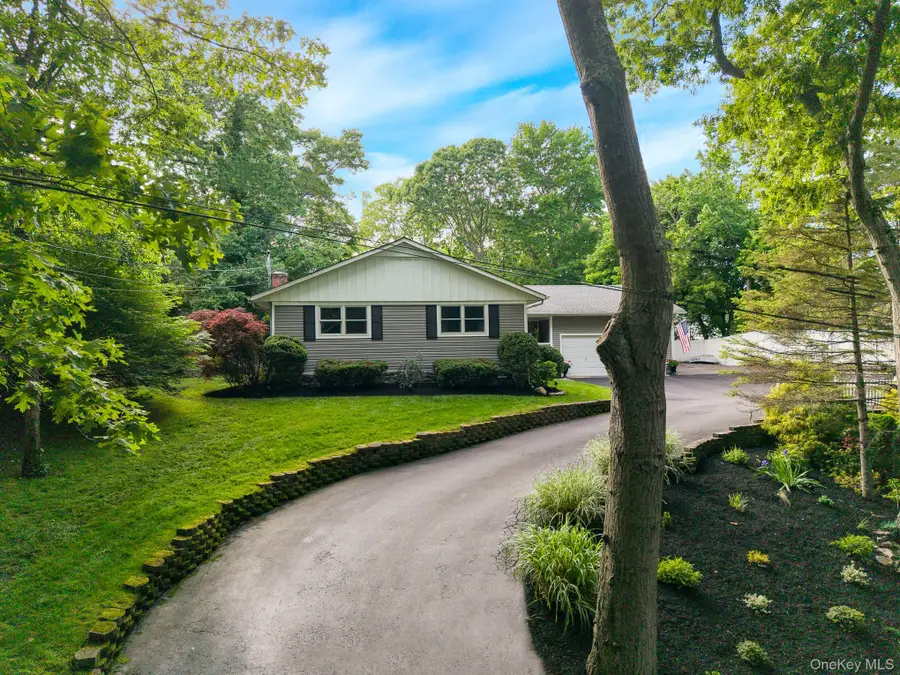 30 Ferndale Avenue, Miller Place, NY 11764 - #3