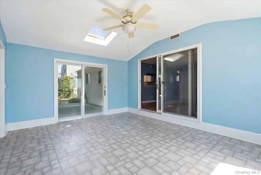 2513 Cedar Street, East Meadow, NY 11554 - #3