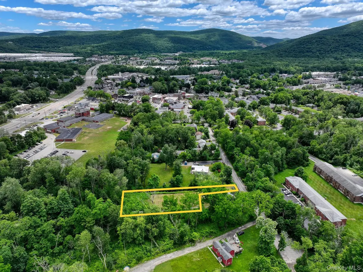 30 Givens Lane, Fishkill, NY 12524 - #1