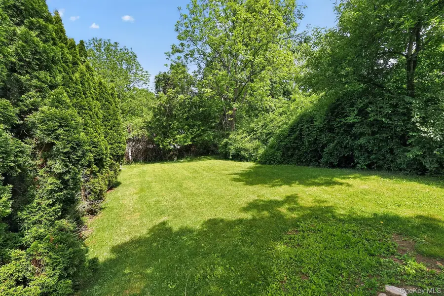 21 Sussex Road, Carmel, NY 10512 - #3