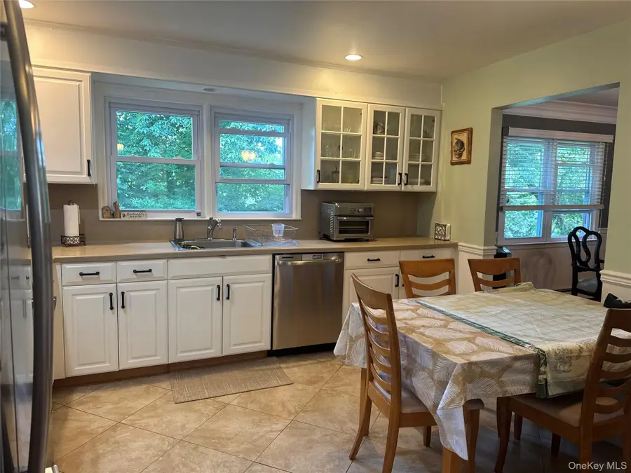 254 Park Avenue, West Harrison, NY 10604 - #3