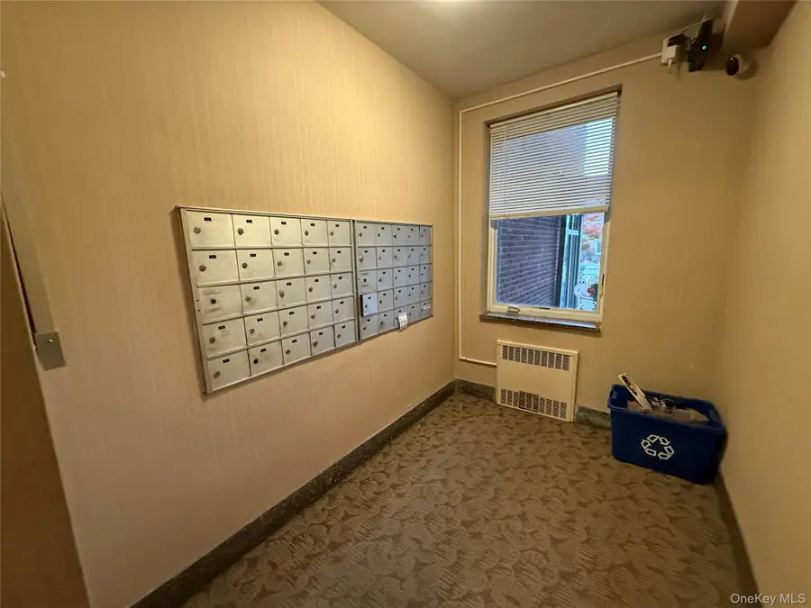 530 Dubois Avenue #7C, Valley Stream, NY 11581 - #3