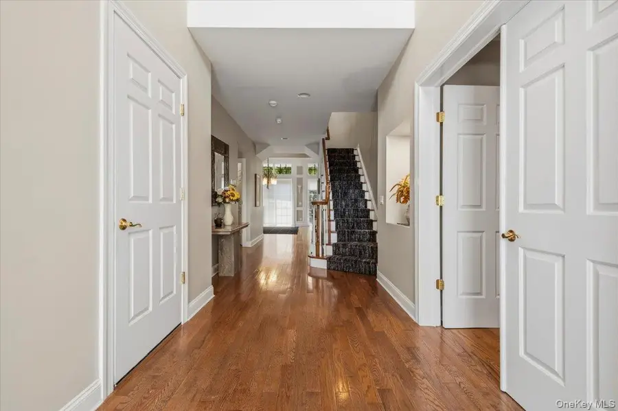 283 Altessa Boulevard, Melville, NY 11747 - #2