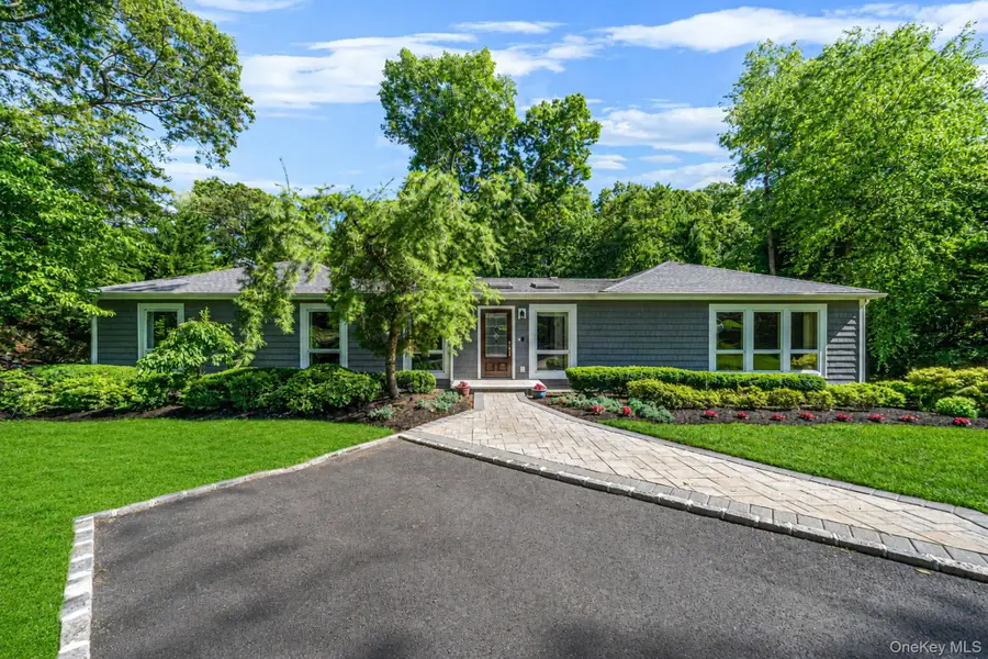 4 Durham Drive, Dix Hills, NY 11746 - #3