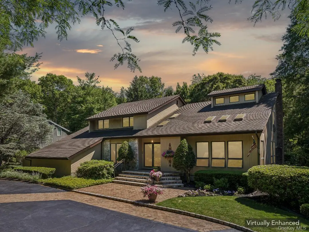 8 Deanna Court, Dix Hills, NY 11746 - #1