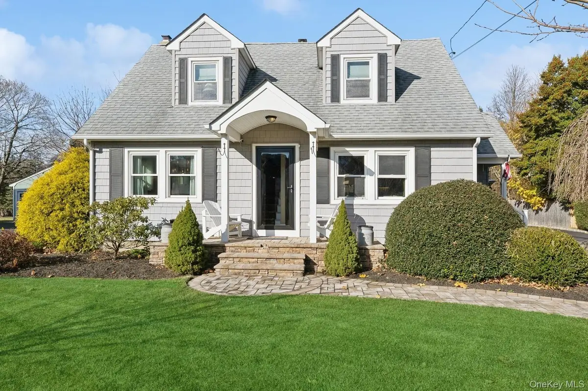 790 Peconic Bay Boulevard, Aquebogue, NY 11901 - #1