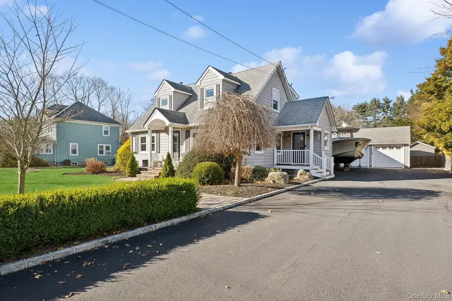 790 Peconic Bay Boulevard, Aquebogue, NY 11901 - #2
