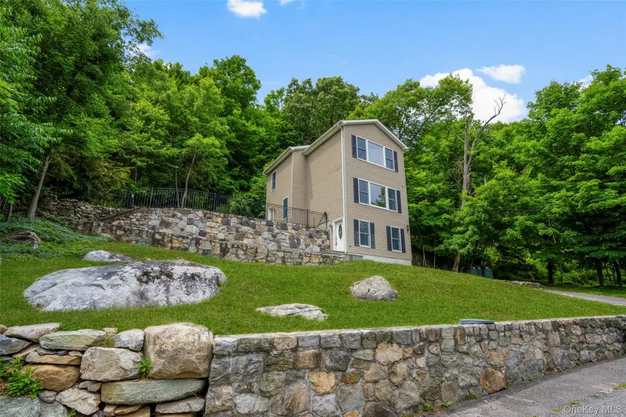 109 Tanglewylde Road, Lake Peekskill, NY 10537 - #3
