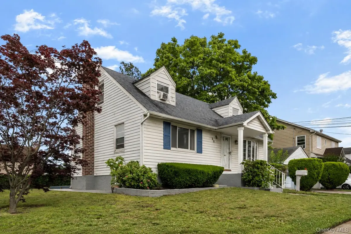 33 N Montgomery Street, Valley Stream, NY 11580 - #1