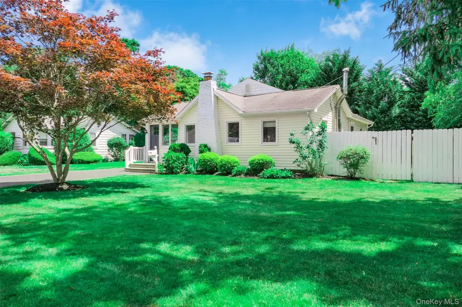 5 Roosevelt Boulevard, East Patchogue, NY 11772 - #2