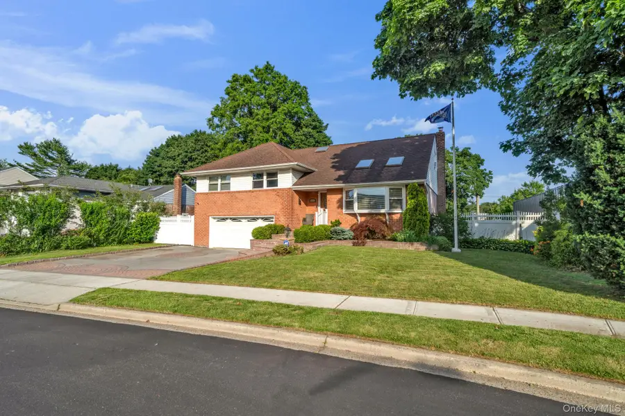 46 Audrey Road, Westbury, NY 11590 - #2