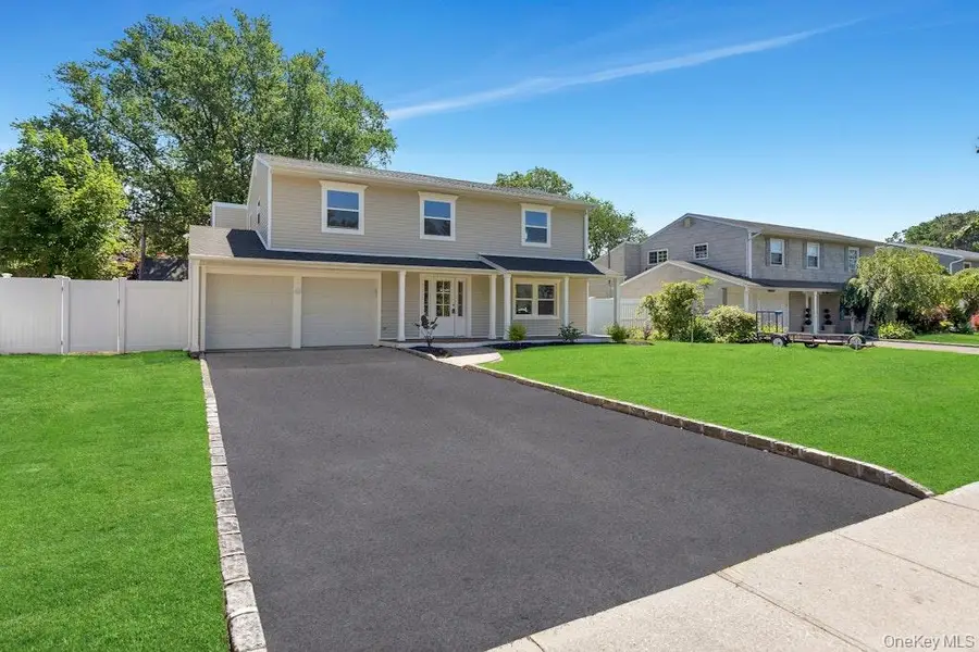 3 Barkley Lane, Nesconset, NY 11767 - #2