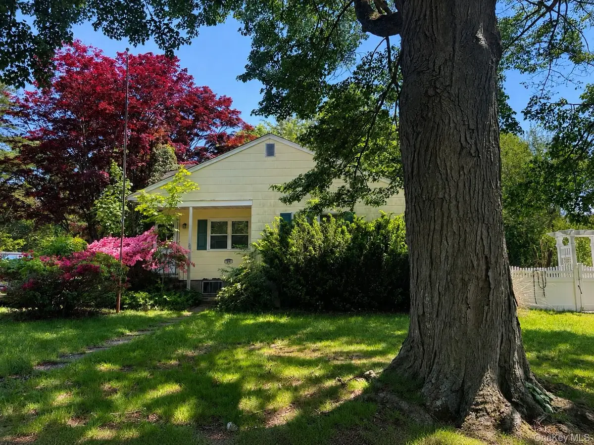 24 Saltaire Road, Sound Beach, NY 11789 - #1
