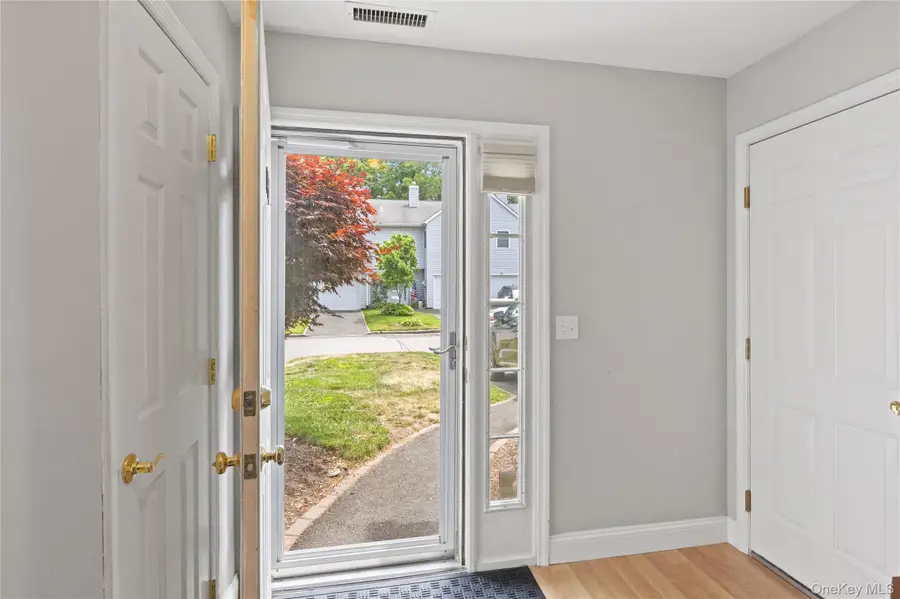 1406 Sara Circle, Port Jefferson Station, NY 11776 - #2