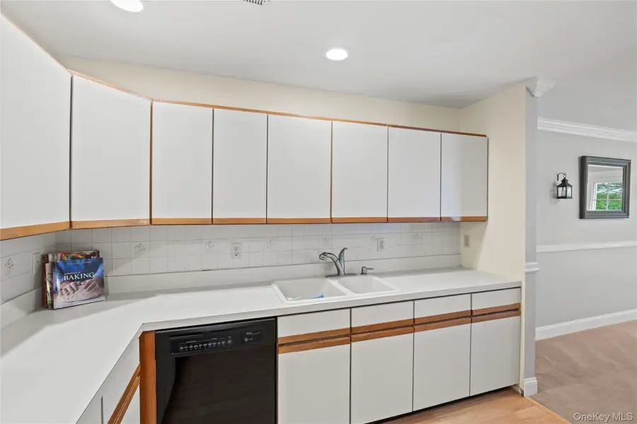 1406 Sara Circle, Port Jefferson Station, NY 11776 - #3