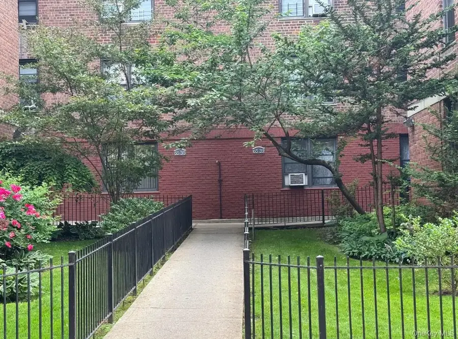 65-39 108th Street #E6, Forest Hills, NY 11375 - #2