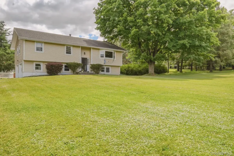 4 Hunt Drive, Warwick, NY 10921 - #2