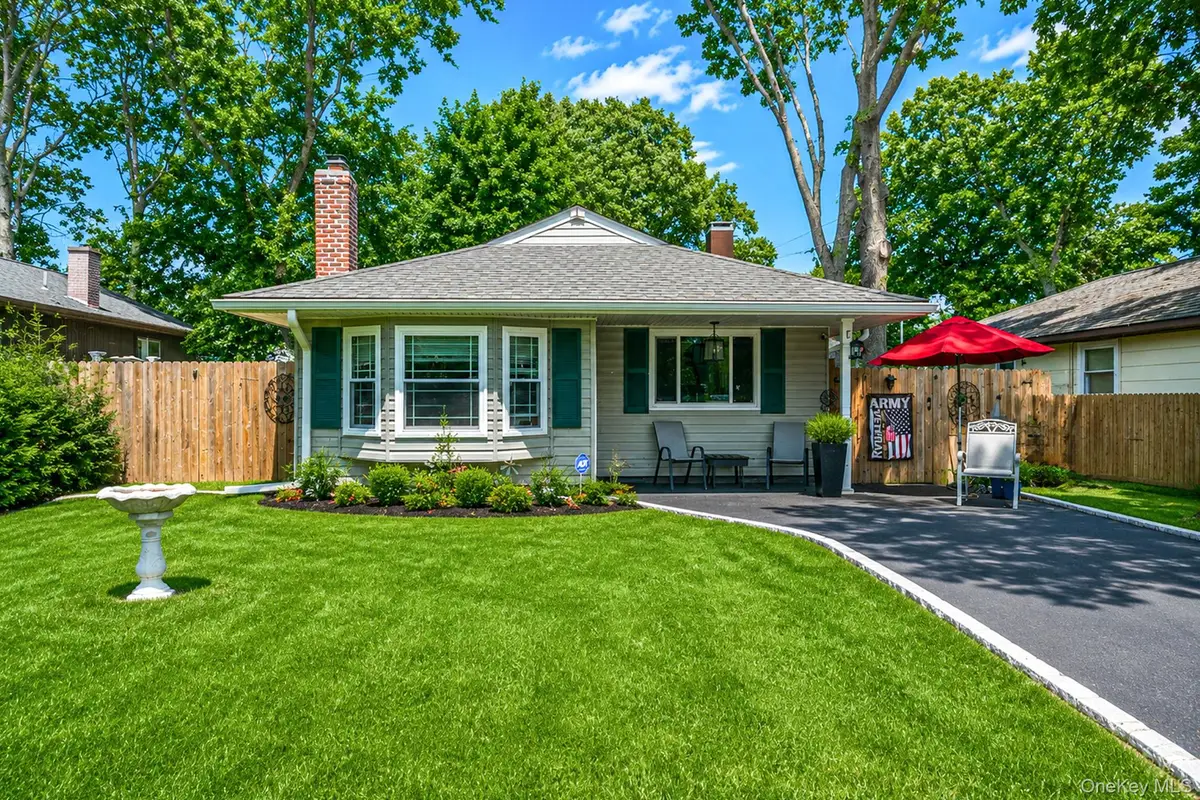 7 Pennwood Drive, Mastic Beach, NY 11951 - #1