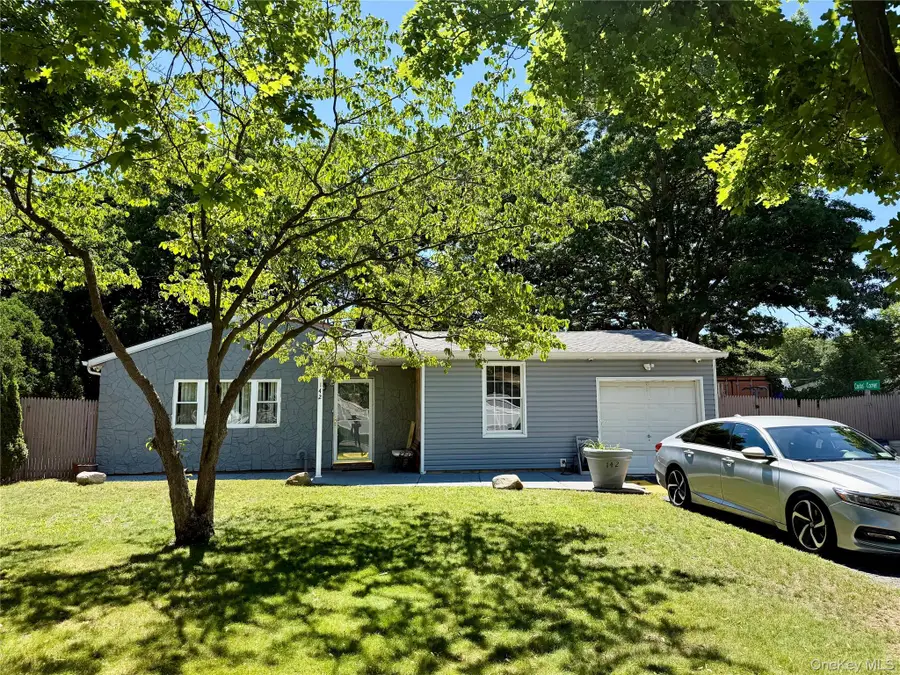 142 Palmer Street, Brentwood, NY 11717 - #2