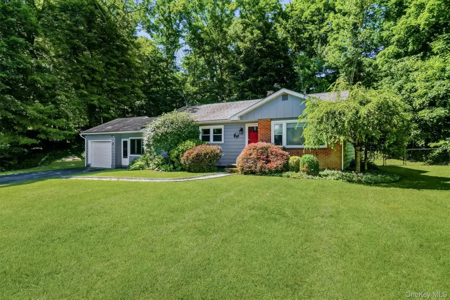 15 Peters Road, Hopewell Junction, NY 12533 - #2