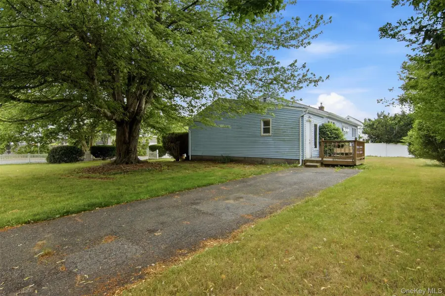 163 Islip Boulevard, Islip Terrace, NY 11752 - #2
