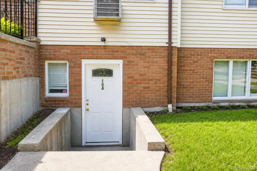 7 Stropkov Court #104, Monroe, NY 10950 - #2