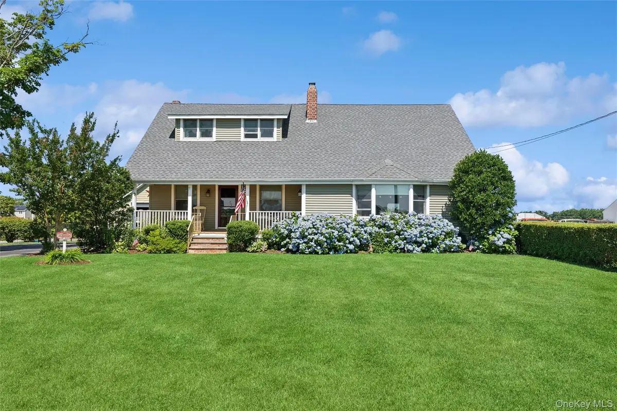 10415 Oregon Road, Cutchogue, NY 11935 - #1