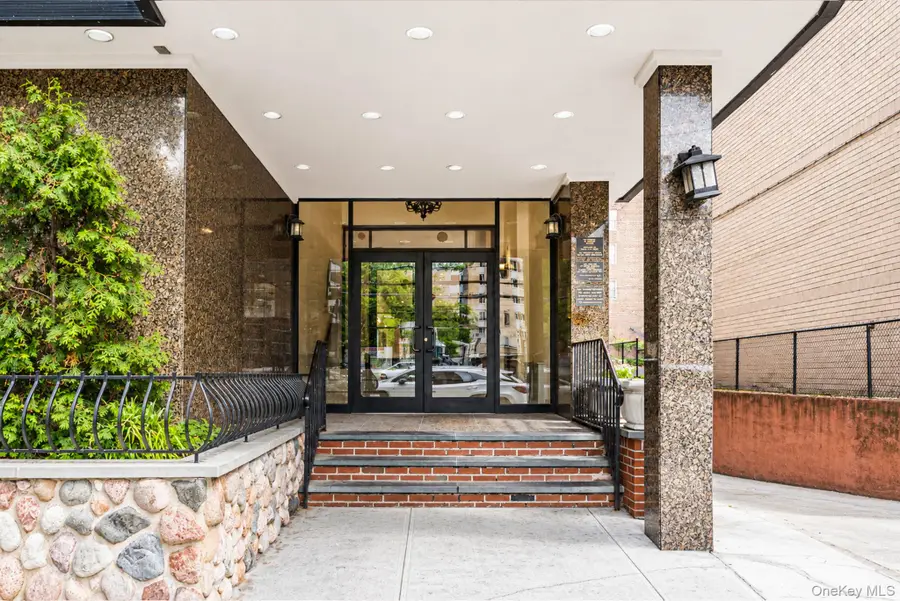 134-54 Maple Avenue #4H, Flushing, NY 11355 - #2