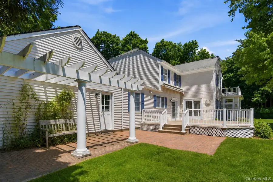 54 Snake Hill Road, Cold Spring Harbor, NY 11724 - #2