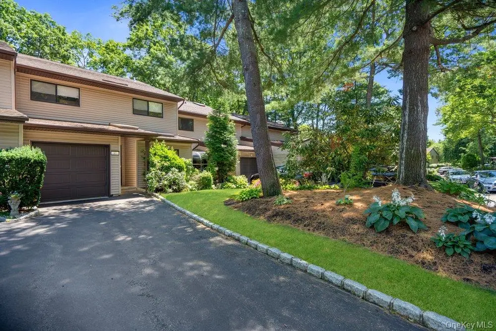 97 Northgate Circle, Melville, NY 11747 - #1