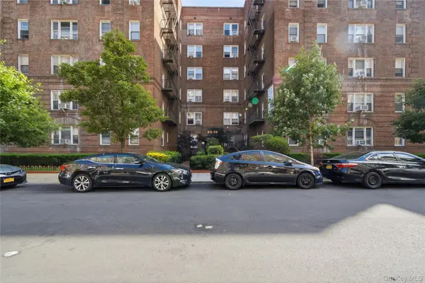 65-74 Saunders Street #3H, Rego Park, NY 11374