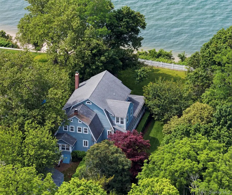 7 Thompson Street, Shoreham, NY 11786 - #2