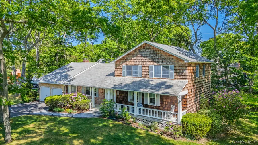 7 Cedarwood Court, Setauket, NY 11733 - #2