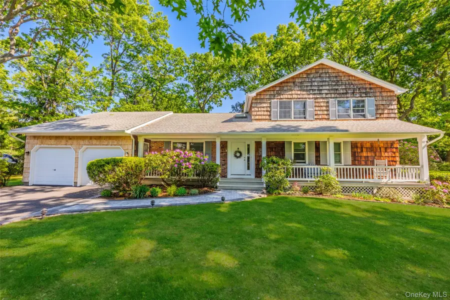 7 Cedarwood Court, Setauket, NY 11733 - #3