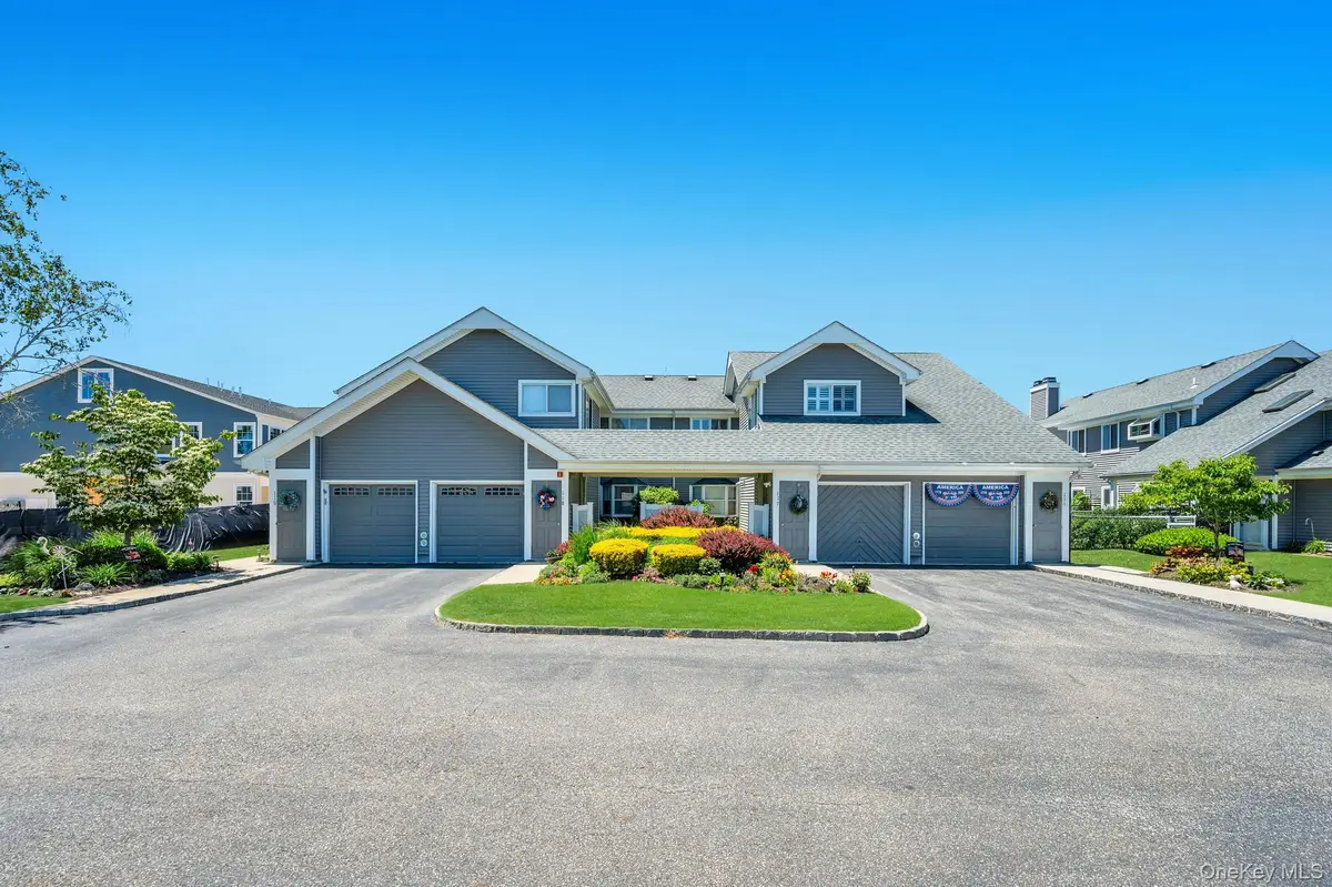118 E Midland Pond Court, Moriches, NY 11955 - #1