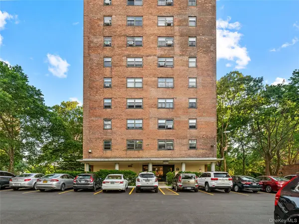 21-66 33rd Road #11B, Astoria, NY 11106